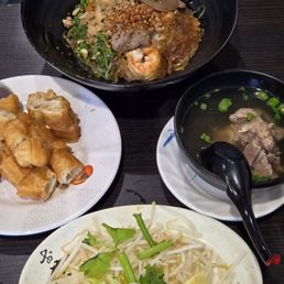 Veggie plate and bowl of soup for the Hu Tieu Kho. (Chinese donut is extra) Veggie plate and bowl of soup for the Hu Tieu Kho. (Chinese donut is extra)