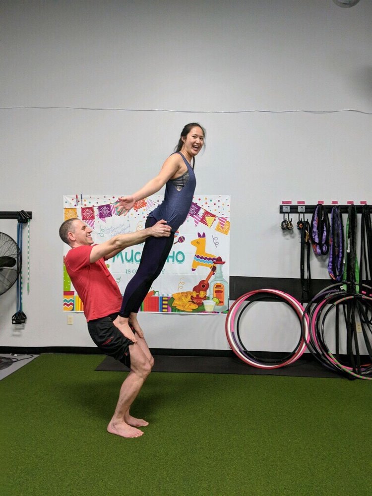 Dimension Fitness Logo