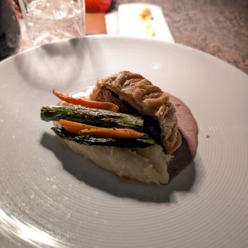 Bordeaux - Filet Wellington - French Near Me - Puerto Vallarta, JAL Bordeaux - Filet Wellington - French Near Me - Puerto Vallarta, JAL