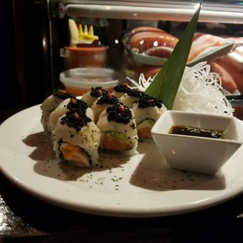Sushi Domo - Snow White Roll - Sushi Bars Near Me - Arlington, Texas Sushi Domo - Snow White Roll - Sushi Bars Near Me - Arlington, Texas