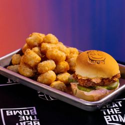 Beat The Bomb - The Bomb Bar