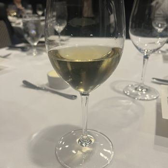 Morton's Restaurant - White wine - New American Near Me - New York, New York