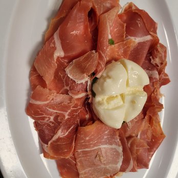 Eatalian - Crudo e Burrata - Italian Near Me - Gardena, California Eatalian - Crudo e Burrata - Italian Near Me - Gardena, California