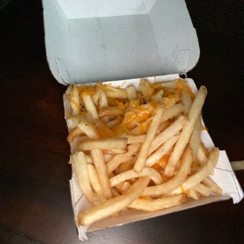 Buffalo Wild Wings - Waited over an hour. Whoever made these chili cheese fries should be fired - Chicken Wings Near Me - Baytown, Texas Buffalo Wild Wings - Waited over an hour. Whoever made these chili cheese fries should be fired - Chicken Wings Near Me - Baytown, Texas