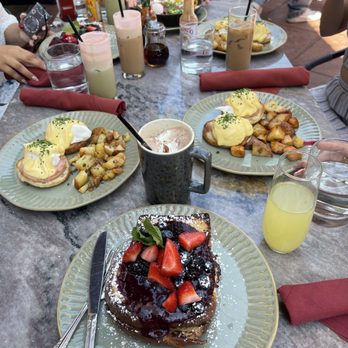Flora - Breakfast & Brunch Near Me - San Diego, California