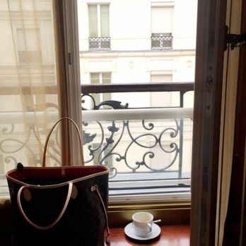 Park Hyatt Paris-Vendome - window overlooking the restaurant terrace - Hotels Near Me - Paris, 75