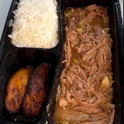 Habichueca - Ropa Vieja (Slow Cooked Shredded Beef)