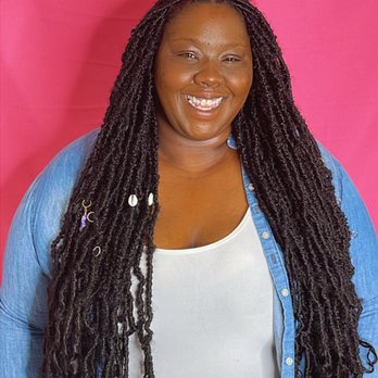 Loc'd Tite - Style: Island Locs 
Stylist: Alicia Hendricks
Instagram: @locd_tite - Hair Stylists Near Me