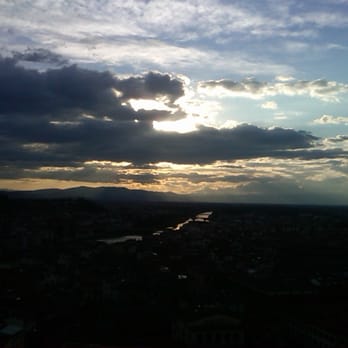 Fiume Arno - Landmarks & Historical Buildings Near Me - Florence, FI