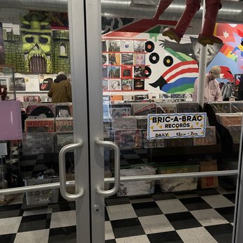 The Brewed - Record store - Coffee & Tea Near Me - Chicago, Illinois The Brewed - Record store - Coffee & Tea Near Me - Chicago, Illinois