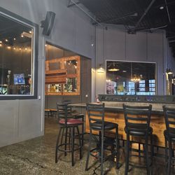 G’s Pizzeria Bar & Grill