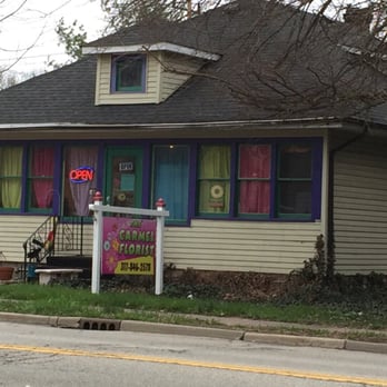 Carmel Florist Llc - Florists Near Me - Carmel, Indiana