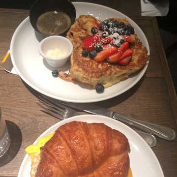 Cupitol Coffee & Eatery - (T) Berry Mascarpone French Toast $11 (B) Breakfast Sandwich $7 - Coffee & Tea Near Me - Evanston, Illinois