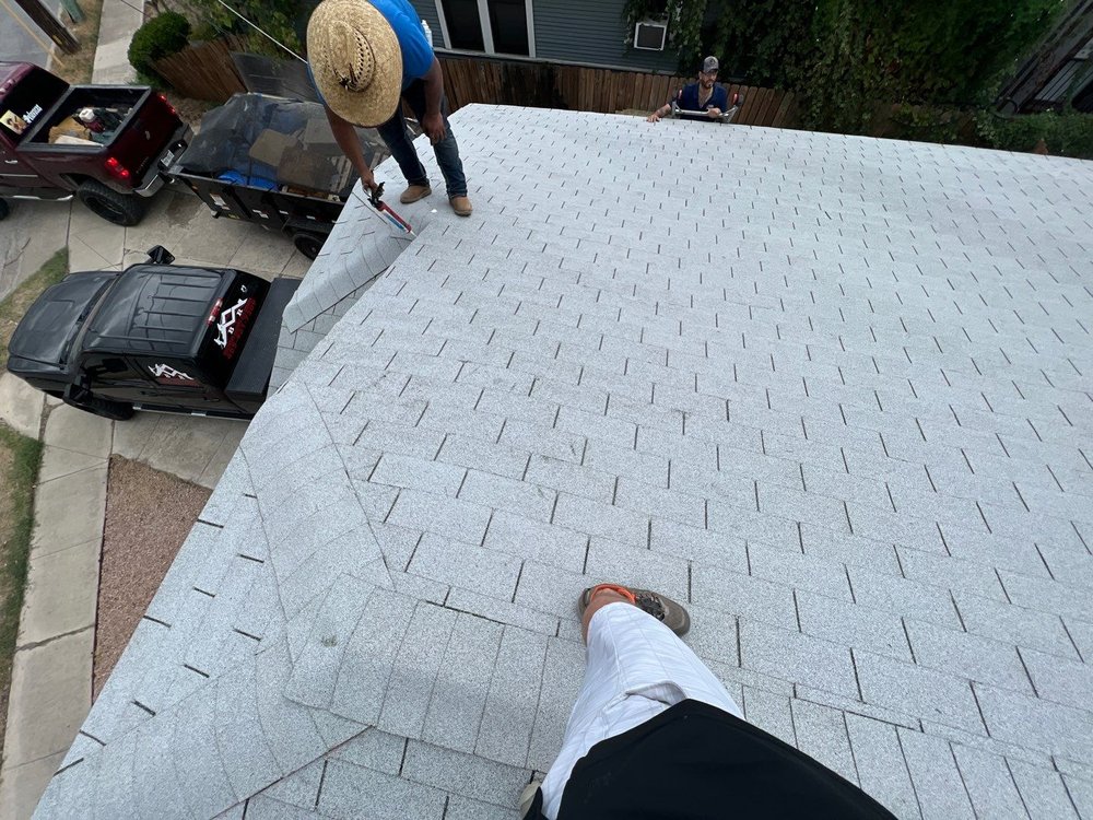 Slide of Texan Roofing Pro