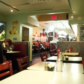 Chew Chew's Diner - Diners Near Me - Toronto, Ontario Chew Chew's Diner - Diners Near Me - Toronto, Ontario