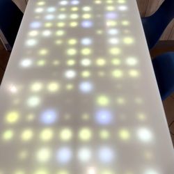 McDonald's - Table
