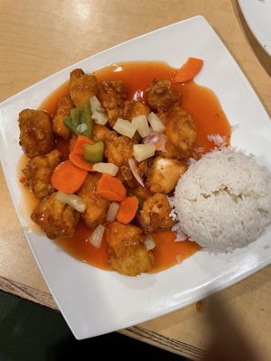 Leong's Asian Diner by null