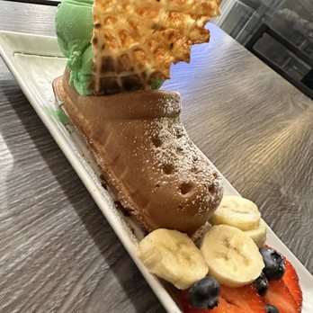 Ant's Ice Cream - Ice Cream & Frozen Yogurt Near Me - Garden Grove, California