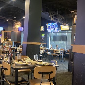 Buffalo Wild Wings - A disaster, all tables dirty, no employees, customers waiting to be seated and waiting to ask for a Table, while Alfonso the "Manager" - Chicken Wings Near Me - Daly City, California Buffalo Wild Wings - A disaster, all tables dirty, no employees, customers waiting to be seated and waiting to ask for a Table, while Alfonso the "Manager" - Chicken Wings Near Me - Daly City, California