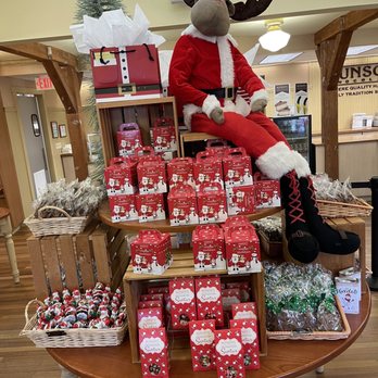 Munson's Chocolates - Holiday chocolate. - Candy Stores Near Me - Mystic, Connecticut