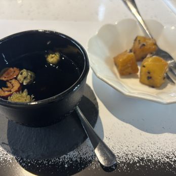 Gute Leute - Coffee & Tea Near Me - Arlington, Virginia