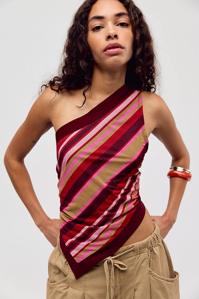 Free People Logo