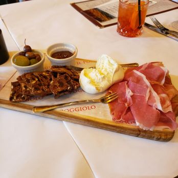 Il Poggiolo - Burrata appetizer - Italian Near Me - Hinsdale, Illinois Il Poggiolo - Burrata appetizer - Italian Near Me - Hinsdale, Illinois
