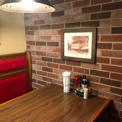 Hoss's Steak & Sea House