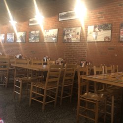 Moore's Olde Tyme Barbeque - Old time-y photos in side room.