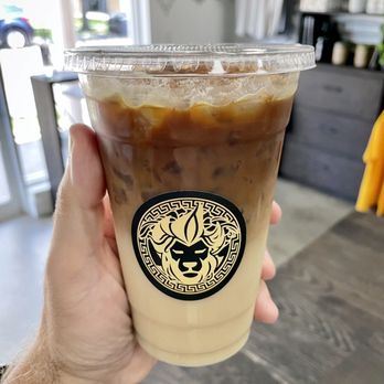 Qreate Coffee + Studio - Hot Girl Summer - Quintessential Summer 2021 Drinq - Coffee & Tea Near Me - Orlando, Florida