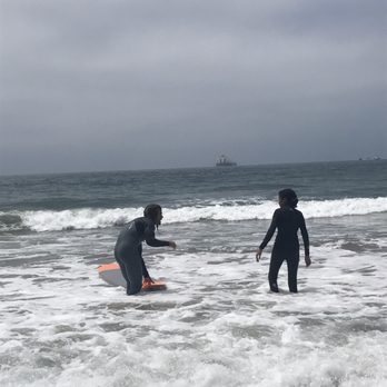 One Wave Surf School - Quin giving my sister some tips. - Surf Schools Near Me - Manhattan Beach, California