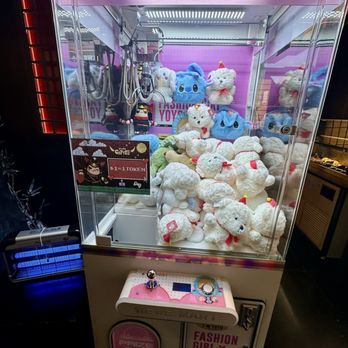 Chubby Cattle BBQ - Las Vegas - Claw machine. - Barbeque Near Me - Las Vegas, Nevada Chubby Cattle BBQ - Las Vegas - Claw machine. - Barbeque Near Me - Las Vegas, Nevada