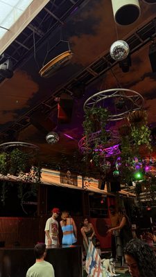 Club Space by null