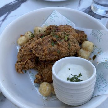 Sweet Maple - Fried chicken wings with fried rice cake and honey. 100/5 stars! No joke. - Breakfast & Brunch Near Me - Cupertino, California Sweet Maple - Fried chicken wings with fried rice cake and honey. 100/5 stars! No joke. - Breakfast & Brunch Near Me - Cupertino, California