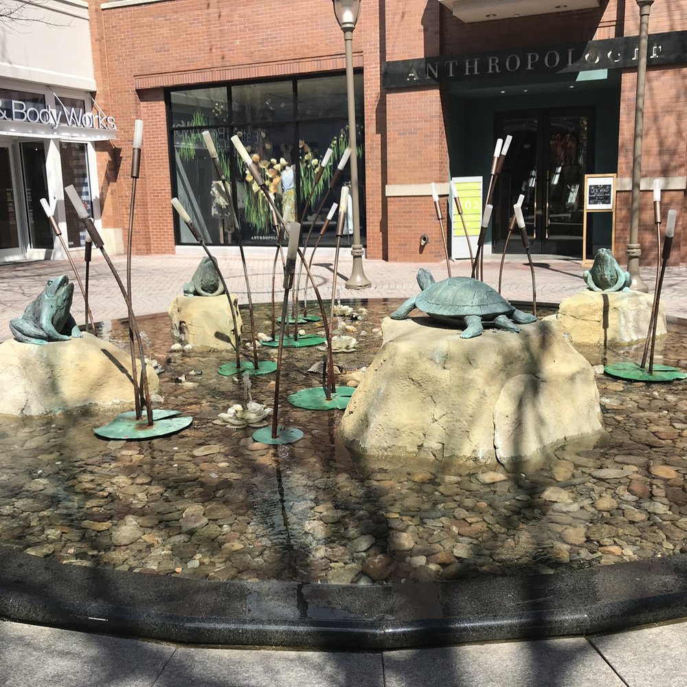 Short Pump Town Center - Frogs and lily pad fountain - Shopping Centers Near Me - Richmond, Virginia