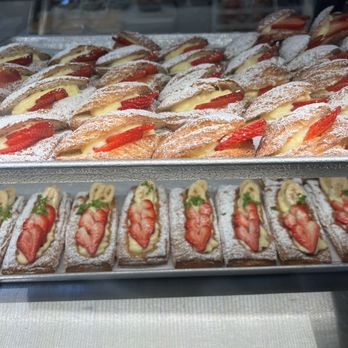 Cream Pan - Bakeries Near Me - Tustin, California Cream Pan - Bakeries Near Me - Tustin, California
