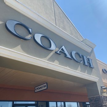 Coach Factory Store - Outlet Stores Near Me - Birch Run, Michigan