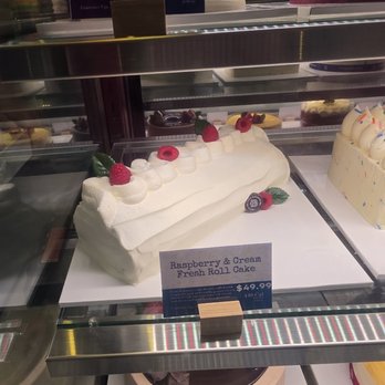 Paris Baguette - cake - Bakeries Near Me - Miami, Florida Paris Baguette - cake - Bakeries Near Me - Miami, Florida