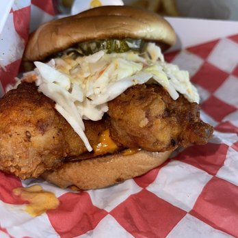 Scoville Hot Chicken - Hot Chicken Sandwich w/Fries (chill) - Burgers Near Me - Atlanta, Georgia