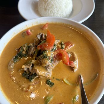 Coconut Thai - Saint Paul - Red Penang curry with beef - Thai Near Me - Saint Paul, Minnesota Coconut Thai - Saint Paul - Red Penang curry with beef - Thai Near Me - Saint Paul, Minnesota
