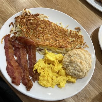 Broken Yolk Cafe - American breakfast - Breakfast & Brunch Near Me - La Verne, California