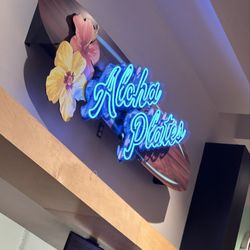 Aloha Plates