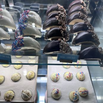 Little Fox Cups & Cones - Ice Cream & Frozen Yogurt Near Me - Oceanside, California