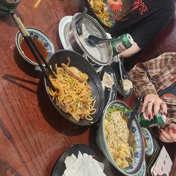 Shan Shan Noodles - Beef fried hand pulled noodles and wonton pulled noodle soup along with soup dumplings - Chinese Near Me - Parsippany, New Jersey Shan Shan Noodles - Beef fried hand pulled noodles and wonton pulled noodle soup along with soup dumplings - Chinese Near Me - Parsippany, New Jersey