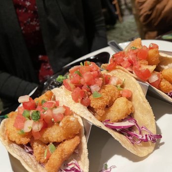 Rainforest Cafe - Fish tacos - American Near Me - San Antonio, Texas