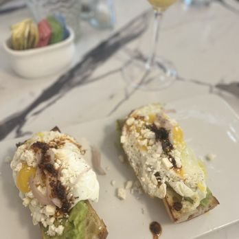 Sunny's - Provocado - Breakfast & Brunch Near Me - Boerne, Texas