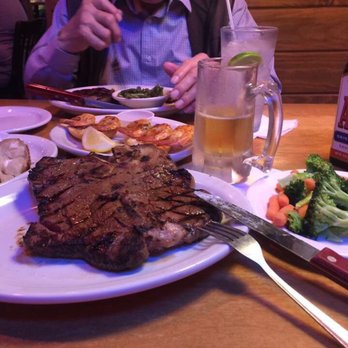 Texas Roadhouse - Steakhouses Near Me - Laredo, Texas