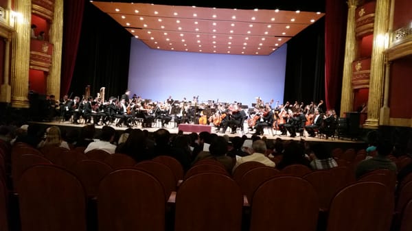 Teatro Degollado by null