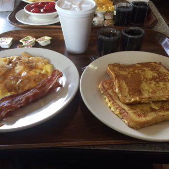 Valois - French toast, eggs w/ onions and cheese, bacon - Breakfast & Brunch Near Me - Chicago, Illinois Valois - French toast, eggs w/ onions and cheese, bacon - Breakfast & Brunch Near Me - Chicago, Illinois