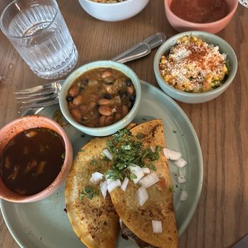 Crossroads Cantina - Birria tacos + beans + corn - Mexican Near Me - Kansas City, Missouri